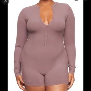 Skims Soft Lounge Button Up Henley Onesie, Plum *rare*, M